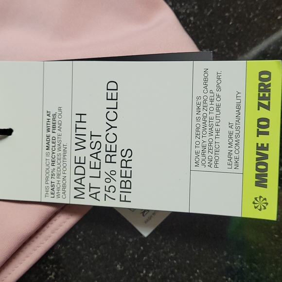 Nike Sports Bra - Picture 6 of 6